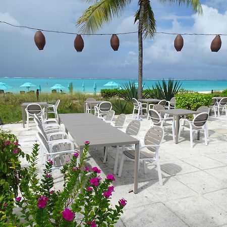 Sibonne Beach Hotel Grace Bay Extérieur photo