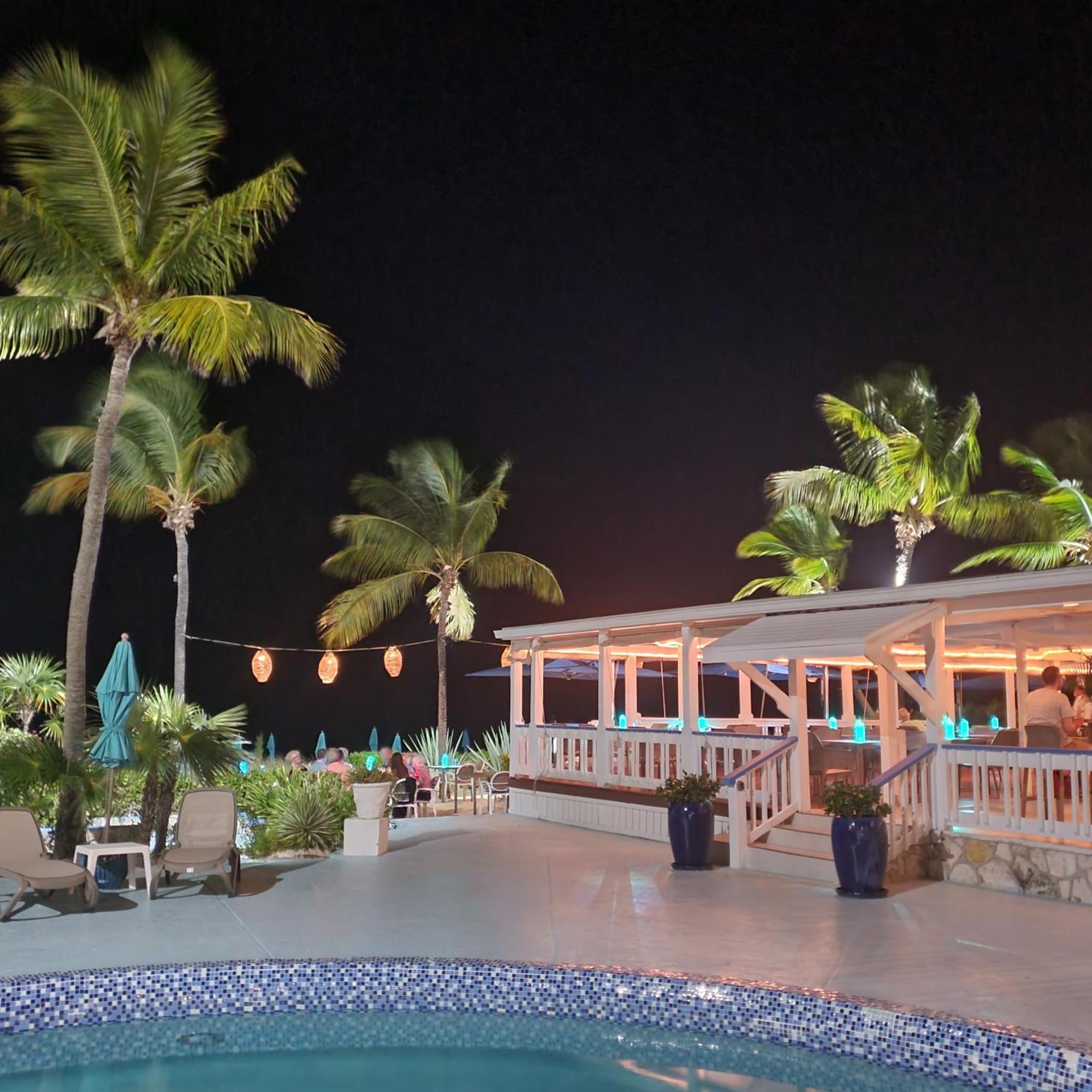 Sibonne Beach Hotel Grace Bay Extérieur photo